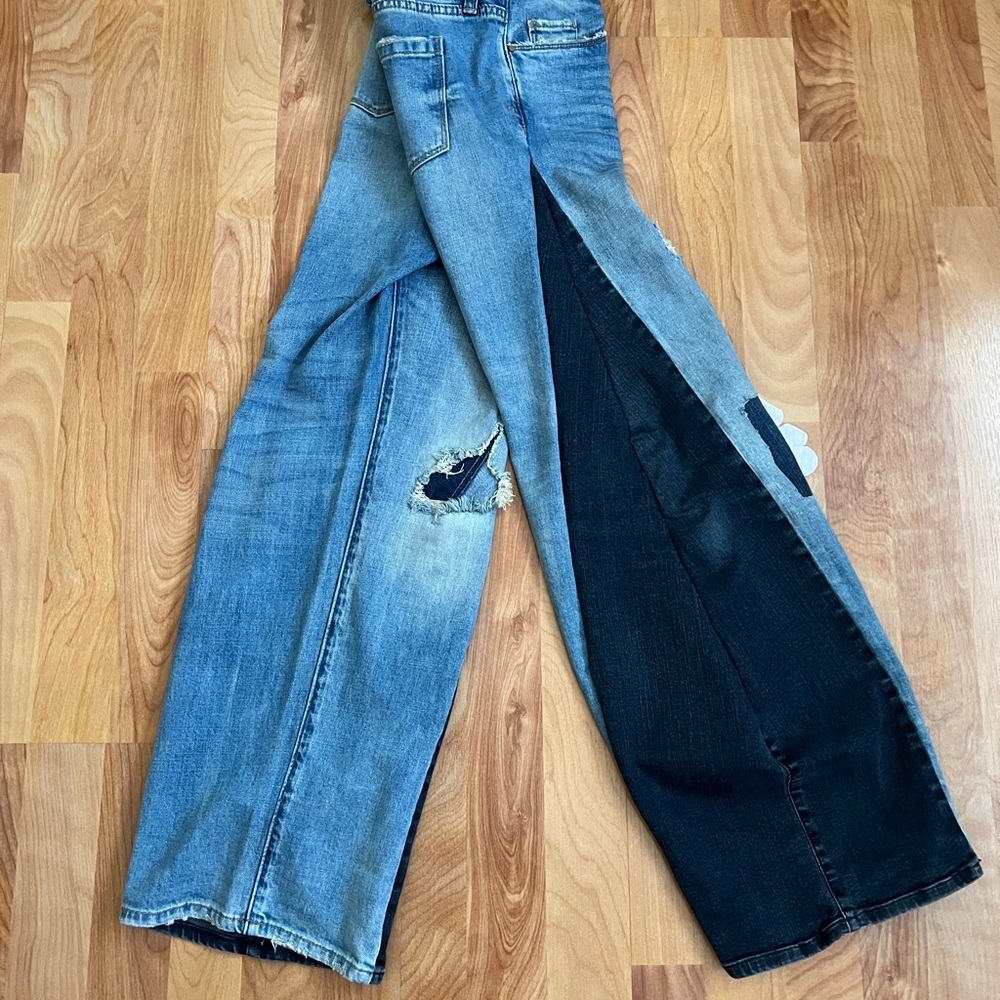 Upcycled Reworked Blank NYC Two-Tone Relaxed Barrel Jeans Stretch Denim sz 28 - Picture 3 of 10